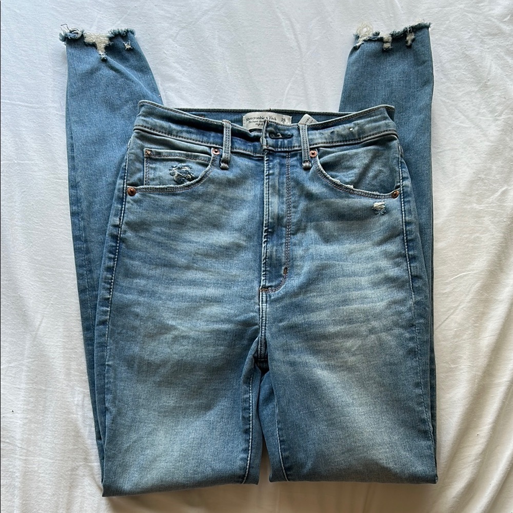 Abercrombie & Fitch Blue Ankle Cropped Jeans with Distressed Details